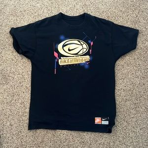 Black nike basketball shirt